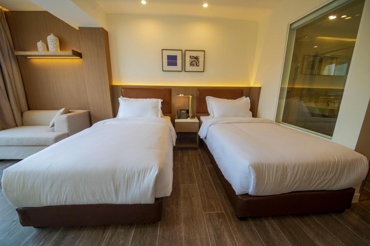 Luxotel Aqaba Beach Resort & Spa Only 15 Years Plus Bagian luar foto