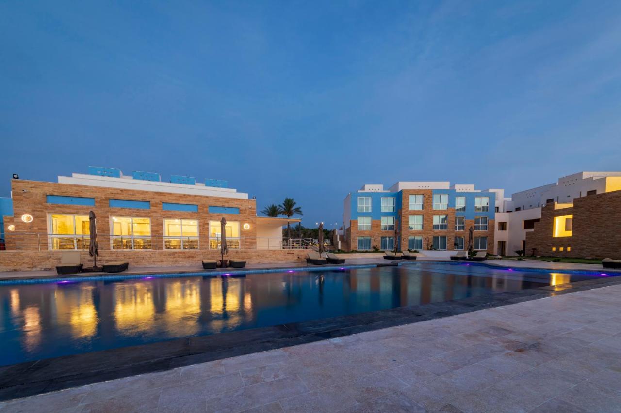 Luxotel Aqaba Beach Resort & Spa Only 15 Years Plus Bagian luar foto