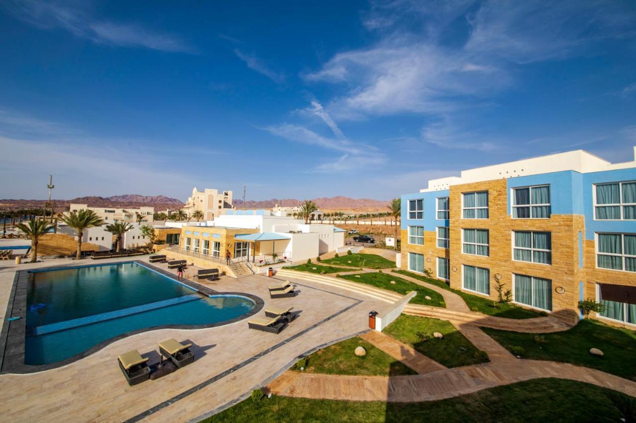 Luxotel Aqaba Beach Resort & Spa Only 15 Years Plus Bagian luar foto