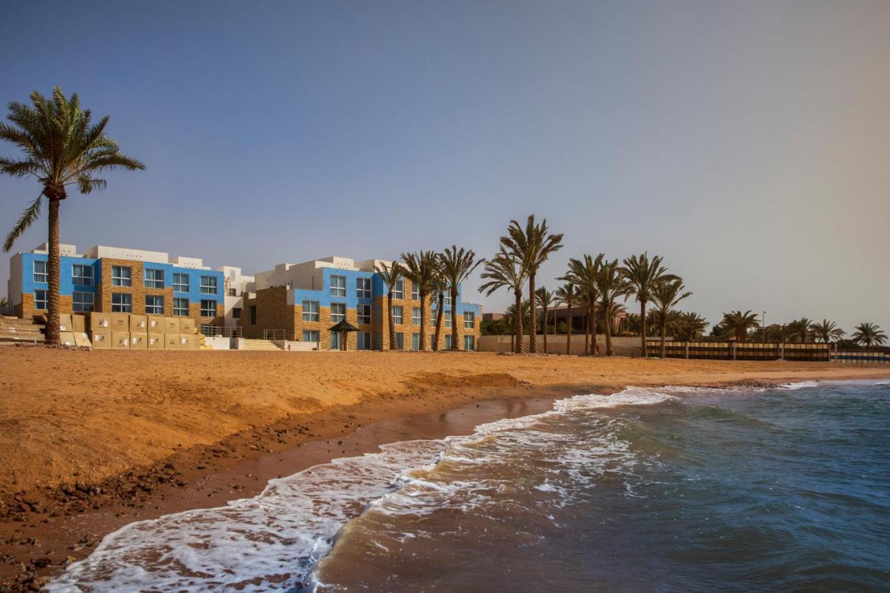Luxotel Aqaba Beach Resort & Spa Only 15 Years Plus Bagian luar foto