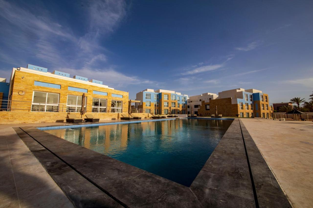 Luxotel Aqaba Beach Resort & Spa Only 15 Years Plus Bagian luar foto