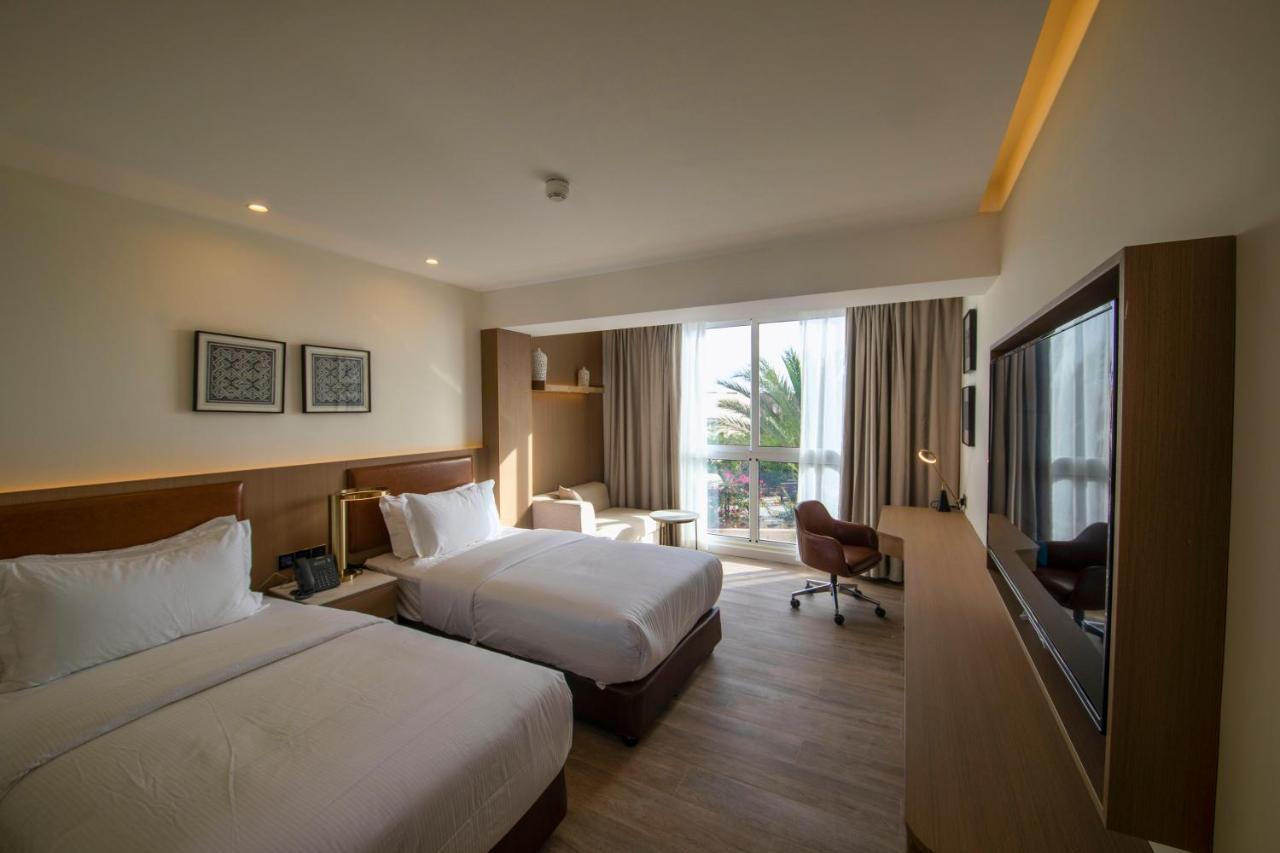 Luxotel Aqaba Beach Resort & Spa Only 15 Years Plus Bagian luar foto