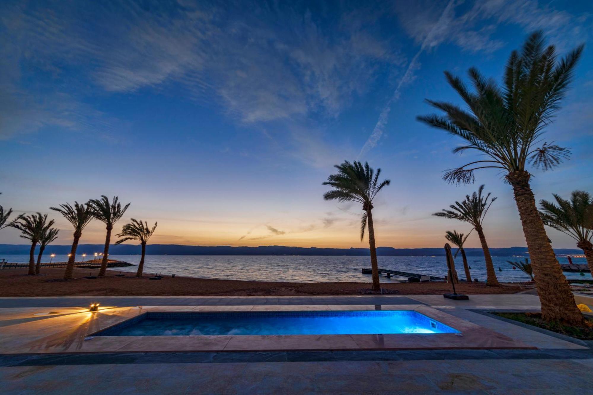 Luxotel Aqaba Beach Resort & Spa Only 15 Years Plus Bagian luar foto