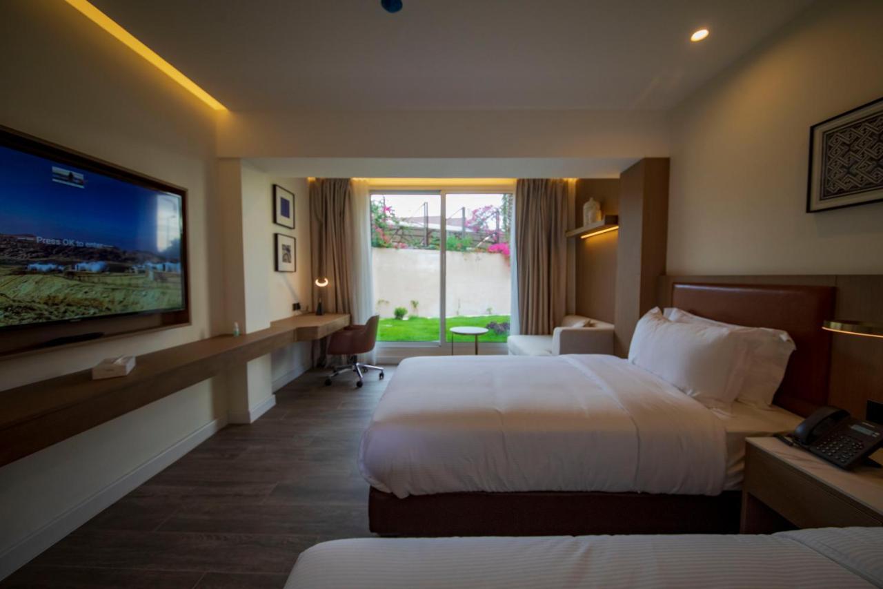 Luxotel Aqaba Beach Resort & Spa Only 15 Years Plus Bagian luar foto